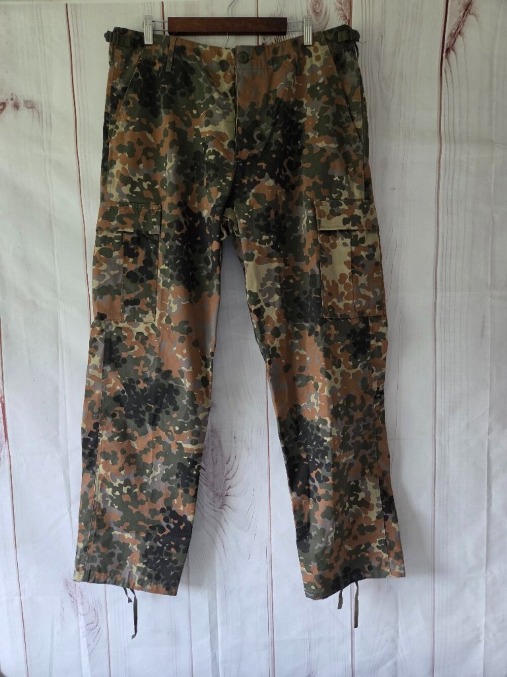 Mil-Tec Camouflage Cargo Pants, Men’s L. German Bundeswehr five-color Flecktarn